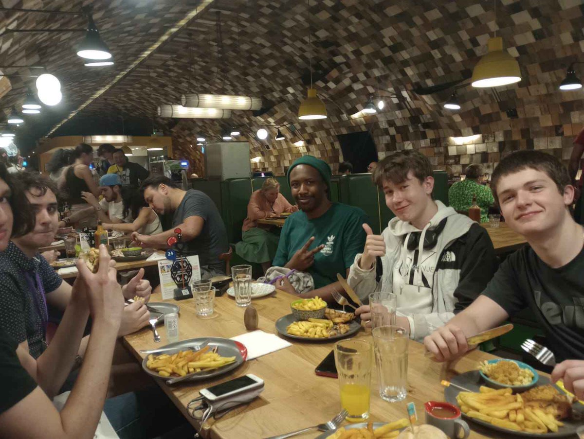 NinjaTrain's tweet image. Splat Vibes 2 was awesome - really lovely to meet everyone again or for the first time ❤️😊