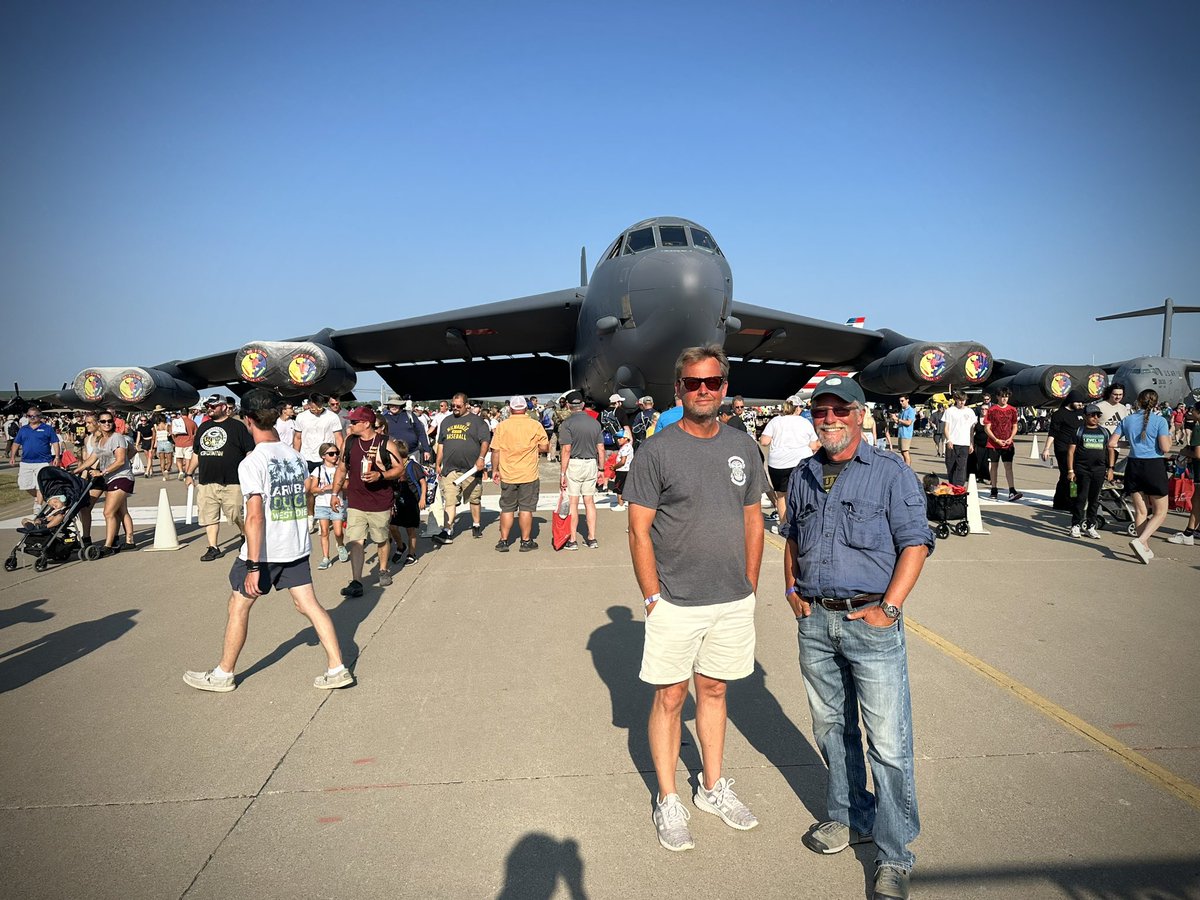 PeterZuzga's tweet photo. Myself and @taponath after a day of geeking on planes at EAA today. https://t.co/78c1knCT3a