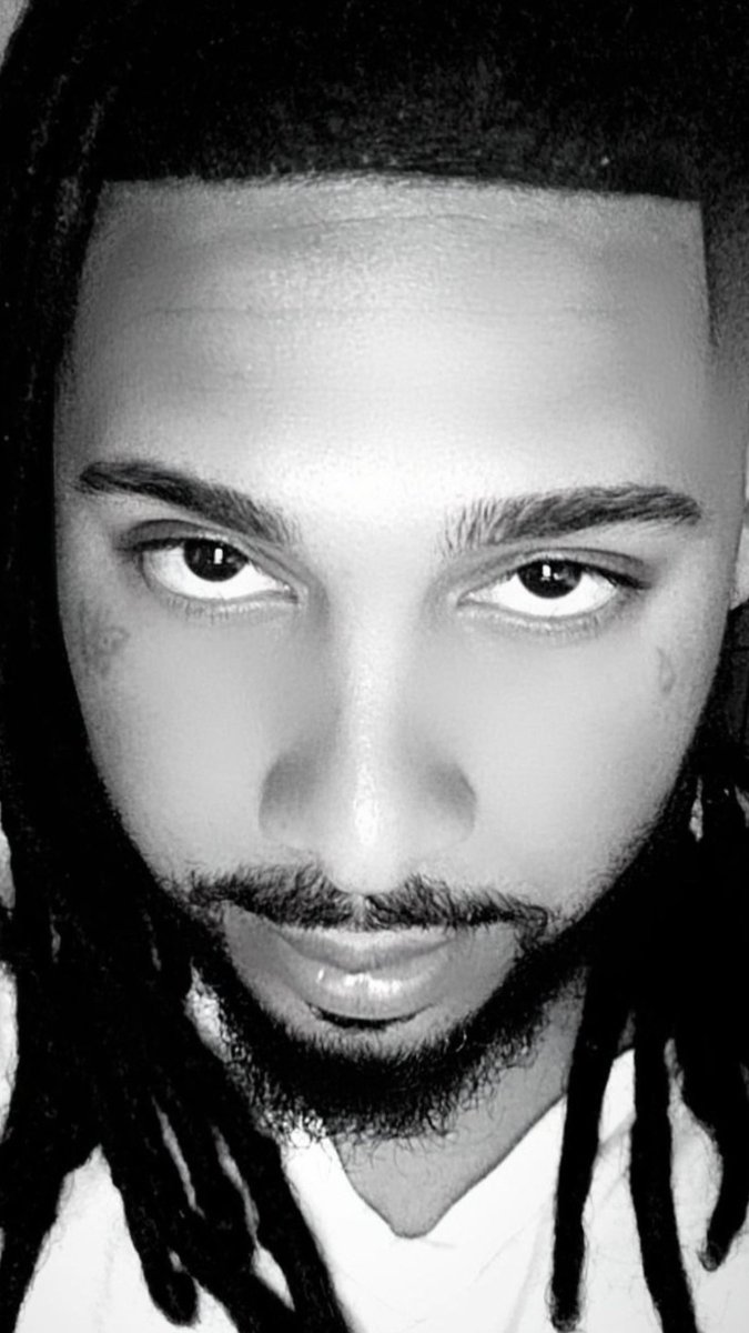 J tweet media