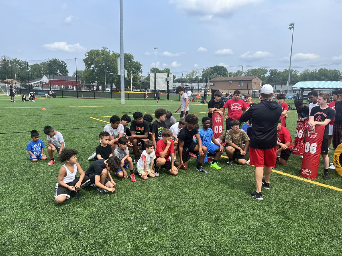Bnks_Coach's tweet image. More Pics from this week - Great Time, looking forward till next year… Thank You Elmwood Park Recreation for the Field #ElmwoodPark #EPStrong #Family