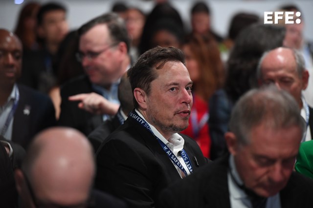 EFEnoticias's tweet image. Elon Musk pide apoyo para María Corina Machado para un cambio en Venezuela. 
efe.com/sin-categoria/…