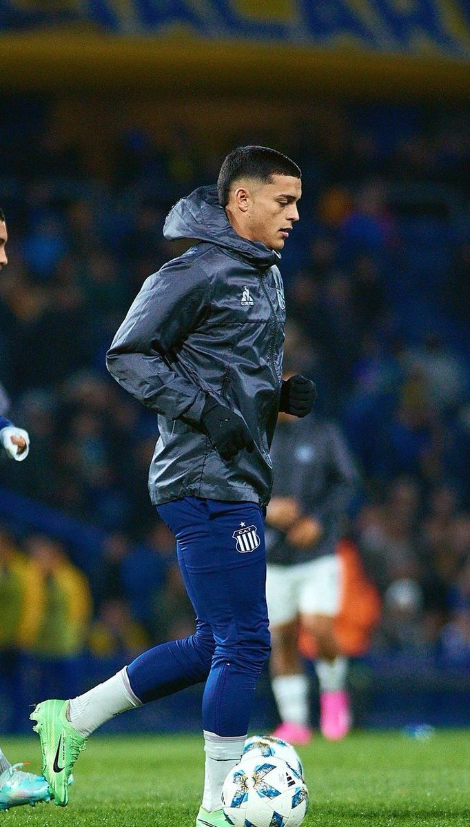 extraño a este hombre, liberenlo