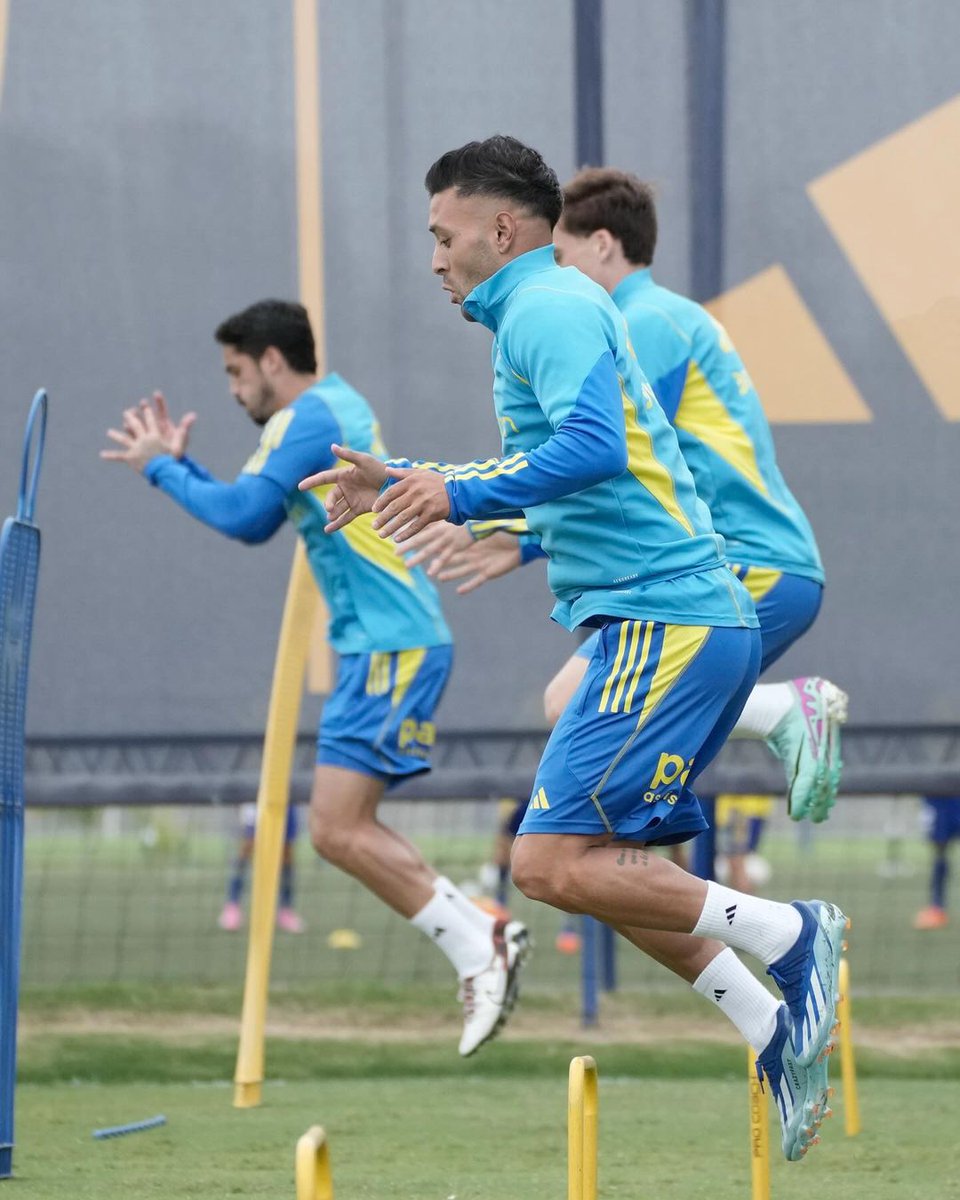 Lucas Janson durante un entrenamiento en Boca.