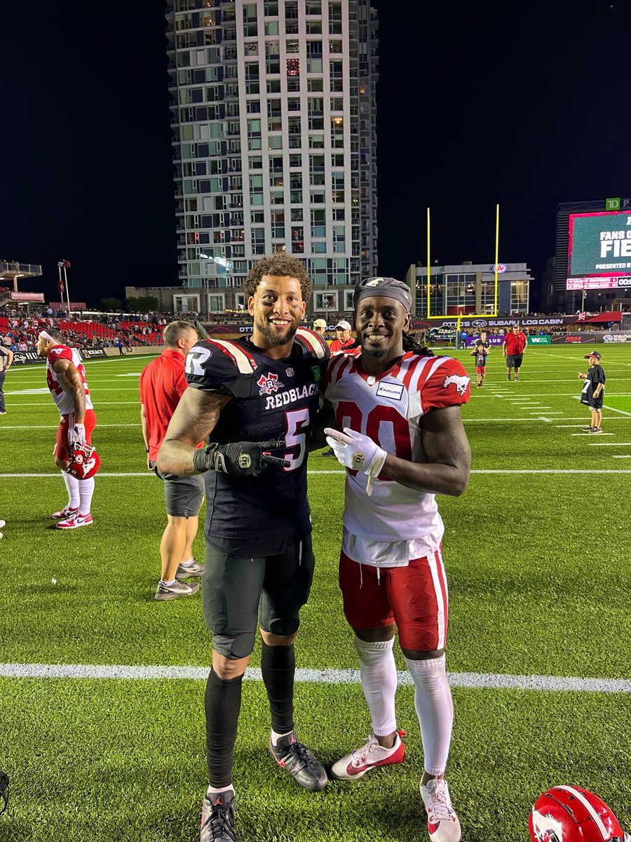Jovan Santos-Knox (@jsant05) on Twitter photo Crazy to think 8 years ago we were getting ready for our senior year at <a href="/UMassFootball/">UMass Football</a> …fast forward to today and we still out here going strong. My brotha for life <a href="/flyguy_hg/">Marken Michel</a> keep doing ya thing fam 💯🖤💪🏽 Crazy to think 8 years ago we were getting ready for our senior year at <a href="/UMassFootball/">UMass Football</a> …fast forward to today and we still out here going strong. My brotha for life <a href="/flyguy_hg/">Marken Michel</a> keep doing ya thing fam 💯🖤💪🏽