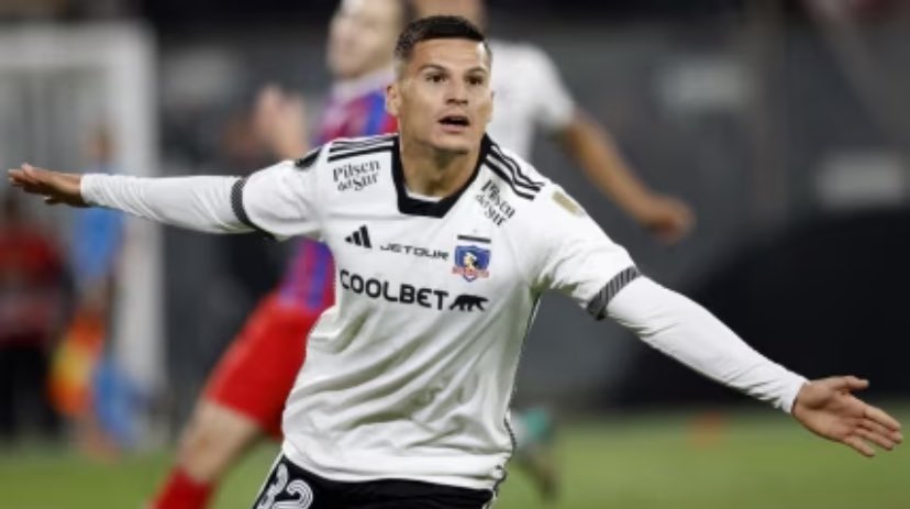 Lucas Cepeda se consolida como pieza clave en el ataque albo.