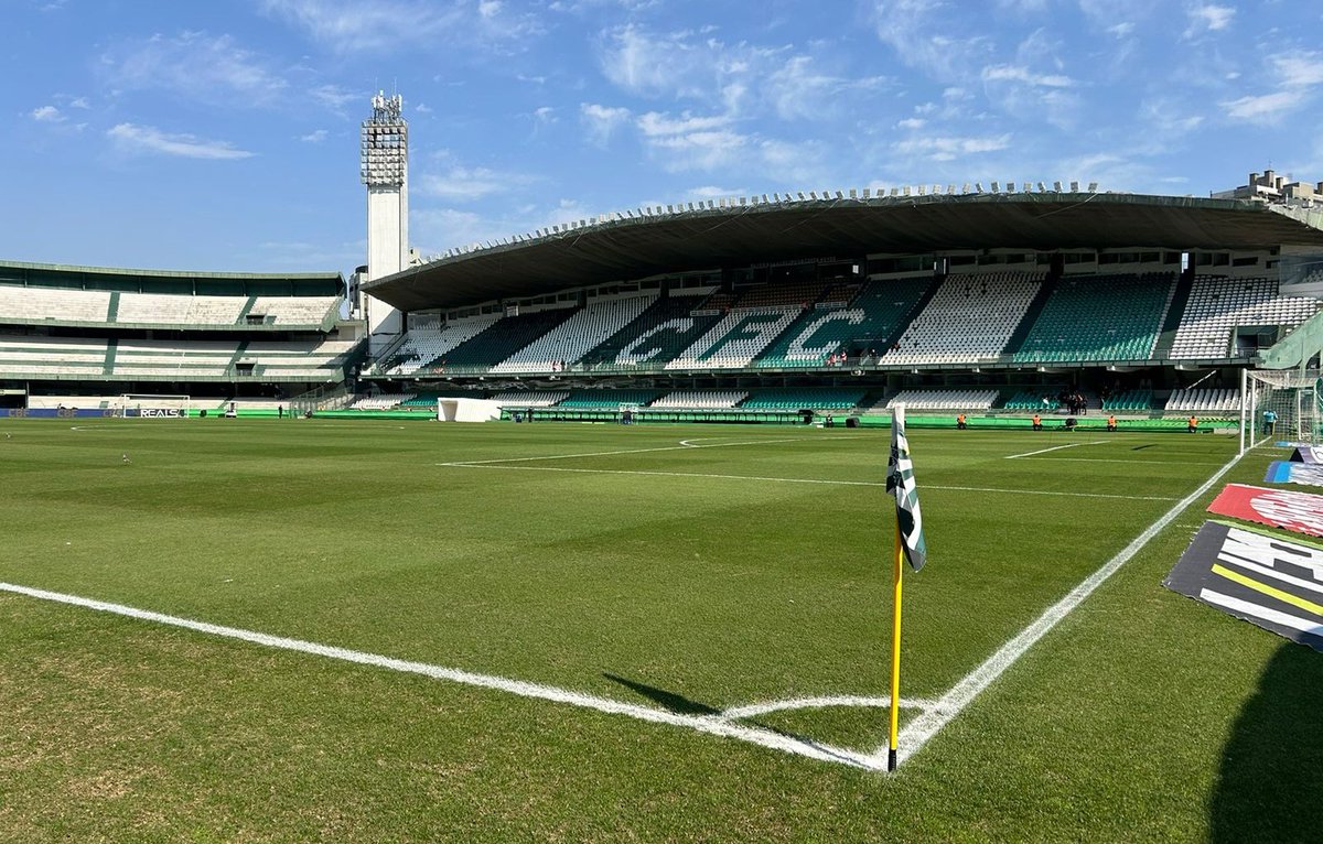 Mateus Montemezzo (@montemezzoreal) on Twitter photo Tudo pronto pra Coritiba x Chapecoense! Transmissão começa agora, direto do Couto Pereira, pelos apps + YouTube + <a href="/oestecapital/">Rádio Oeste Capital</a>!
📸: <a href="/rangelreporter/">Rangel Agnolin</a> Tudo pronto pra Coritiba x Chapecoense! Transmissão começa agora, direto do Couto Pereira, pelos apps + YouTube + <a href="/oestecapital/">Rádio Oeste Capital</a>!
📸: <a href="/rangelreporter/">Rangel Agnolin</a>