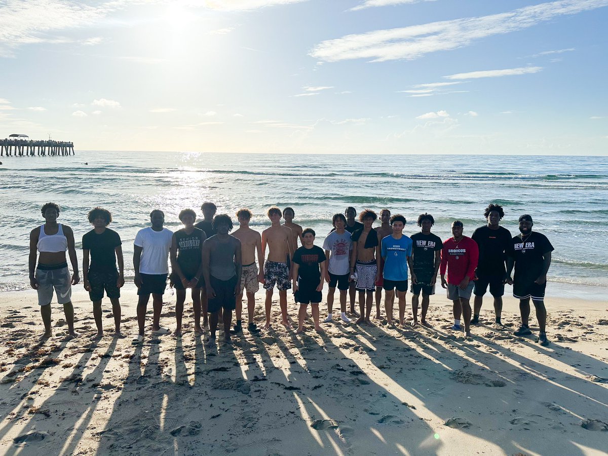 John Saint Juste (@coachsaintjuste) on Twitter photo Couldn’t be more proud of our kids and our coaching staff for a great summer. Our motto this summer was #ALLIN and I think we showcased that with our commitment to each other. #BroncoDNA
Summer 2024 comes to an end with our annual summer beach workout ran by Coach <a href="/Miguel_Sparx/">Miguel parkes</a> Couldn’t be more proud of our kids and our coaching staff for a great summer. Our motto this summer was #ALLIN and I think we showcased that with our commitment to each other. #BroncoDNA
Summer 2024 comes to an end with our annual summer beach workout ran by Coach <a href="/Miguel_Sparx/">Miguel parkes</a>