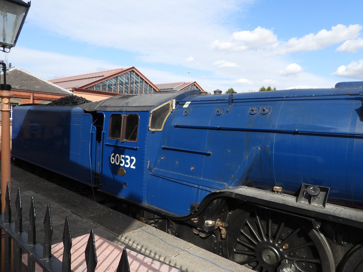DanSpotter86's tweet photo. BLUE PETER!!!

Here's a shot of A2 (60532) seen here at the Severn Valley Railway Spring Steam Gala on April 20th 2024 owned by @LocoServicesGrp @svrofficialsite #severnvalleyrailway #svr #lsl #60532Bluepeter #springsteamgala https://t.co/xzwqe4BN6z