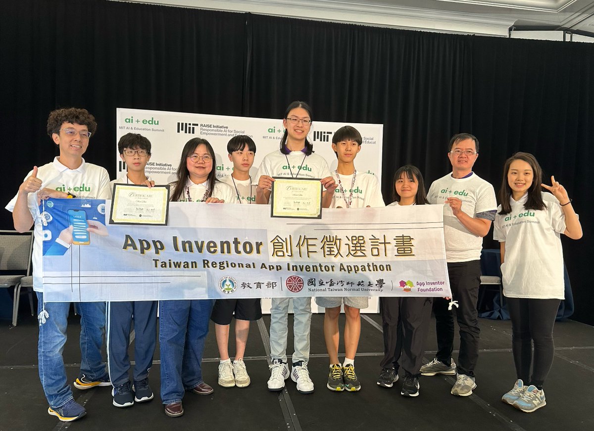 MITAppInventor's tweet image. Congratulations to the brilliant winners of #HackTheClimate and the #PosterSession at the MIT AI &amp;amp; Education Summit! Keep pushing the boundaries of #AI and #App, and continue making a positive impact on our world! 🎉 #AIEDUSUMMIT2024