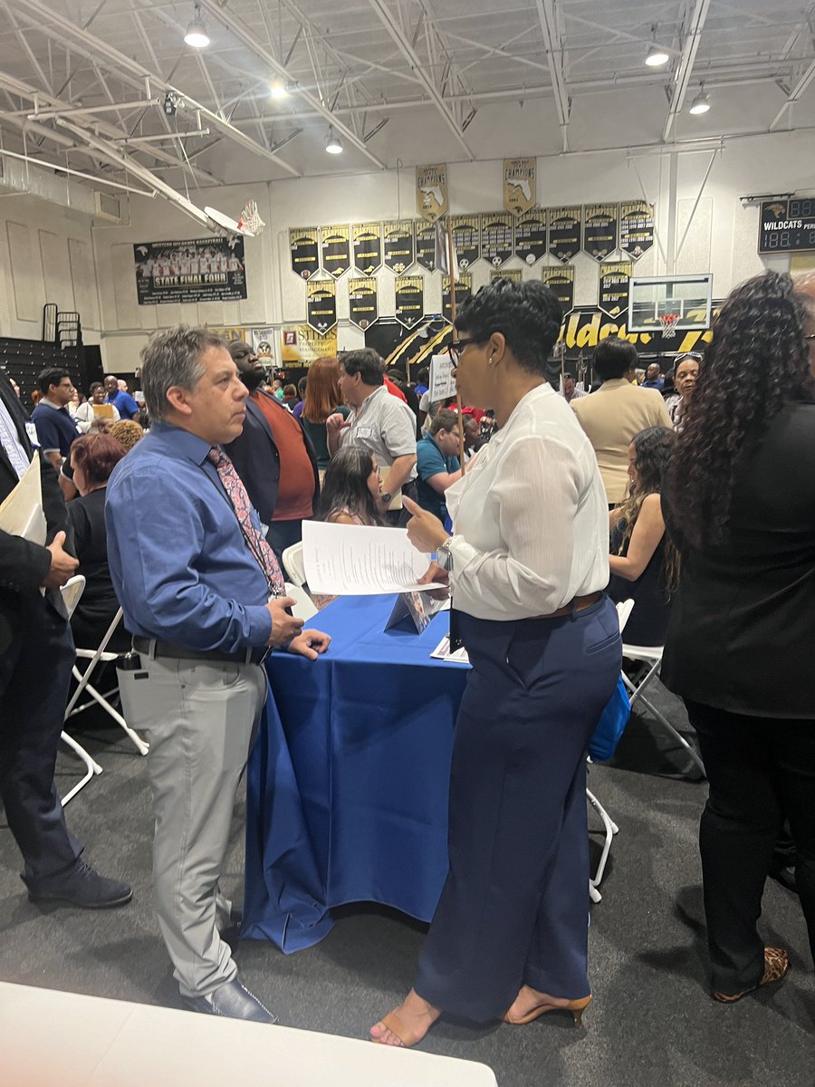 NewRiverMiddle's tweet photo. New River Middle recruiting team met some great candidates at the BCPS Hiring Fair and hired some new Shark Handlers to bring to the River. #everybodywantstobeaSHARK #newteachers #sharklife https://t.co/ne9s4AVkSE