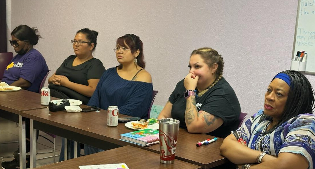 SEIUTX's tweet photo. We're tuning in from across #Texas to watch the town hall with @SEIUPres, @SEIU_Saenz and @chuckschumer. We're ready to take action and get @KamalaHarris elected in November! #WorkersWin https://t.co/cOESUBOuEX