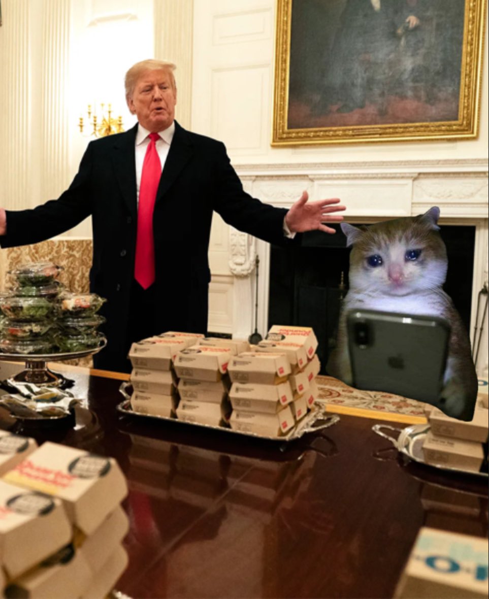 <a href="/idrawline/">mitch</a> $hmu and guess who’s getting a dinner with trump at the conference