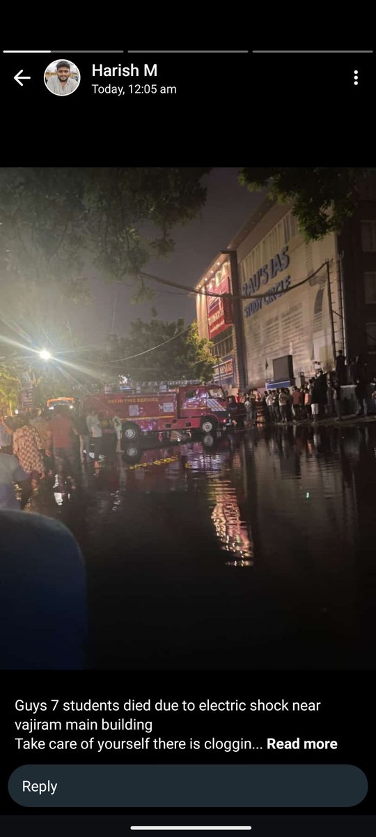 Ddevessh's tweet image. I have got an update from my ex roommate in Karol Bagh that more than 100 students were inside the basement , there might be more casualties. Such a painful news 
#ORN #RAUIAS #karolbagh 
#aspirantdeath #UPSC2024