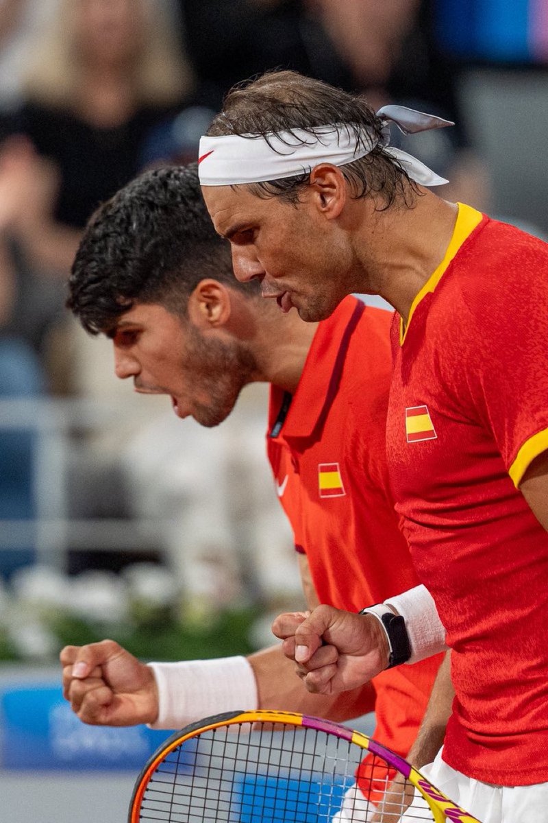Bokeron_RM's tweet photo. Gracias por tantos buenos momentos 💪💪 #NadalAlcaraz #Craks 🤍 https://t.co/opTMbn431n