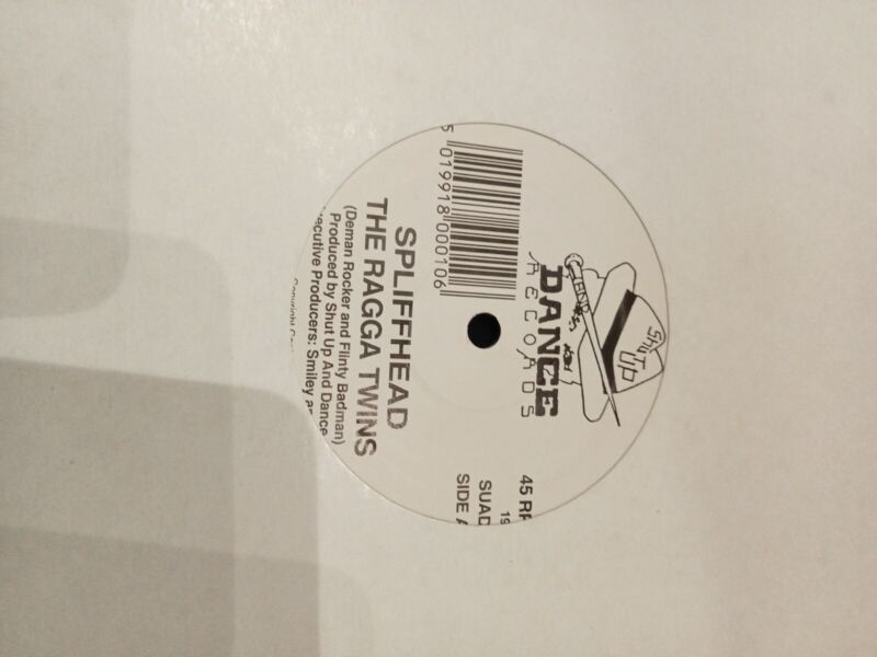Ragga Twins - Spliffhead / Illegal Gunshot SUAD 7 Ragga rave hardcore hip hop

Ends Wed 31st Jul @ 10:11pm

ebay.co.uk/itm/Ragga-Twin…

#ad #hiphoprecords #vinylrecords #hiphop