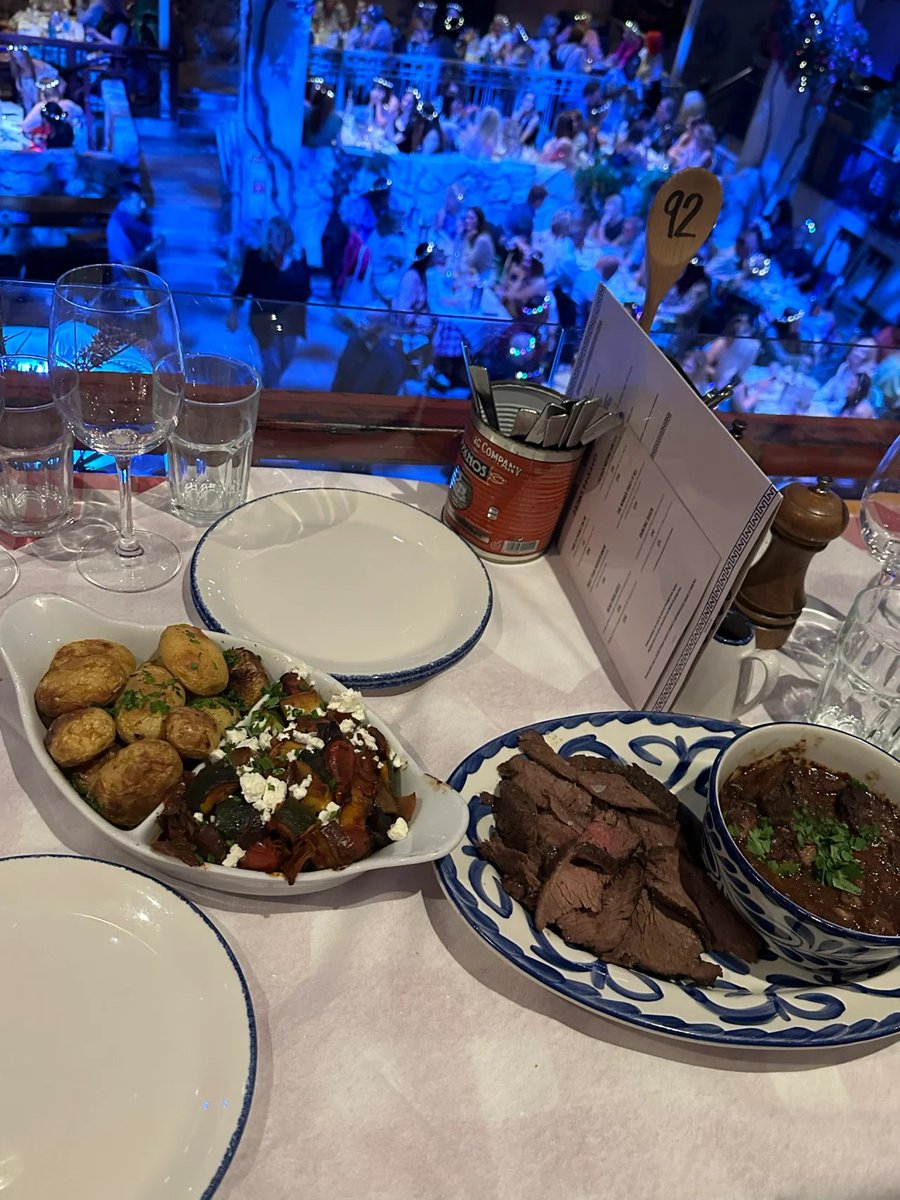 London Mamma Mia's night party of classic songs is sure to be an exciting weekend for performers and audiences 🎉🔺