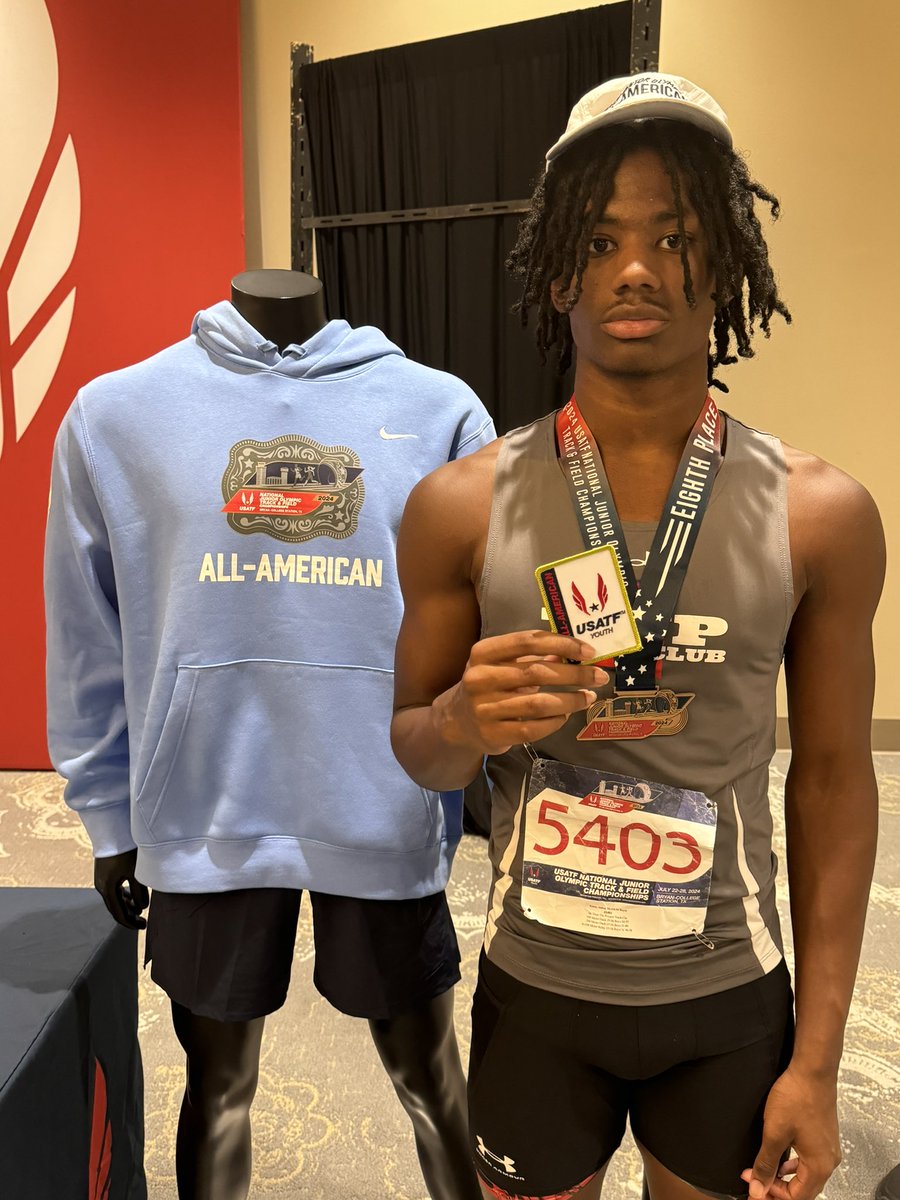 AidenKnox2026's tweet photo. Blessed to be a USATF track all American in the 4x1🏆100 semi-finals tomorrow @HeadArrowTRK @ClintonElite @WeAreArrowTrack https://t.co/sTWTbm3k5M