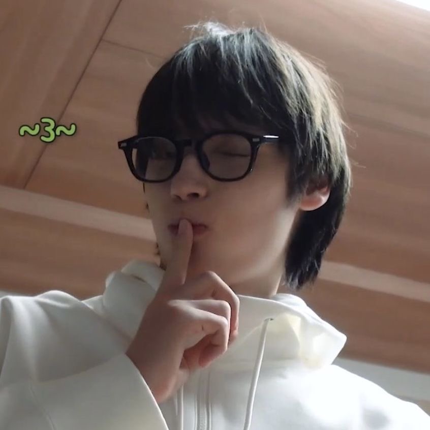 onion_hk's tweet photo. ~3~                                                                볼 콕>.<♥ https://t.co/DtDv9l4fN2
