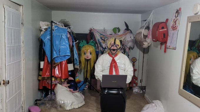 I got a new gag too! it has nose hooks, though I don't think they go tight enough. PVC costumes go well<a href="/tag/kigurumi"class="tags"><span>#kigurumi</span></a>