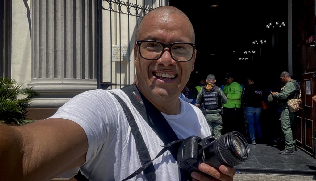 Oswaldo Rivero tweet media