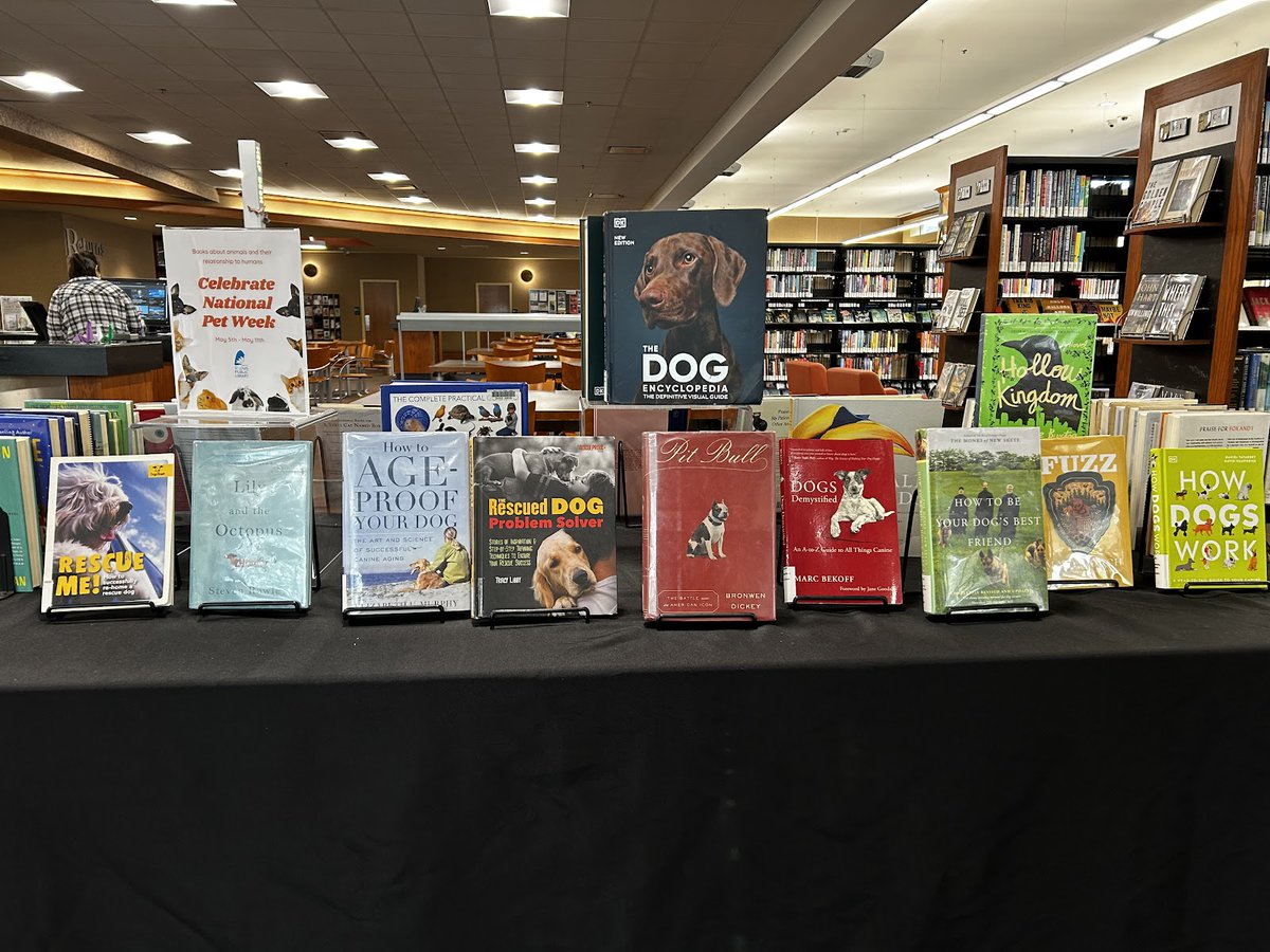 STLpubLibrary's tweet photo. Check out our awesome displays at Schlafly Library!
#LibraryBooks #CheckOneOut https://t.co/Z1PjVtxduT