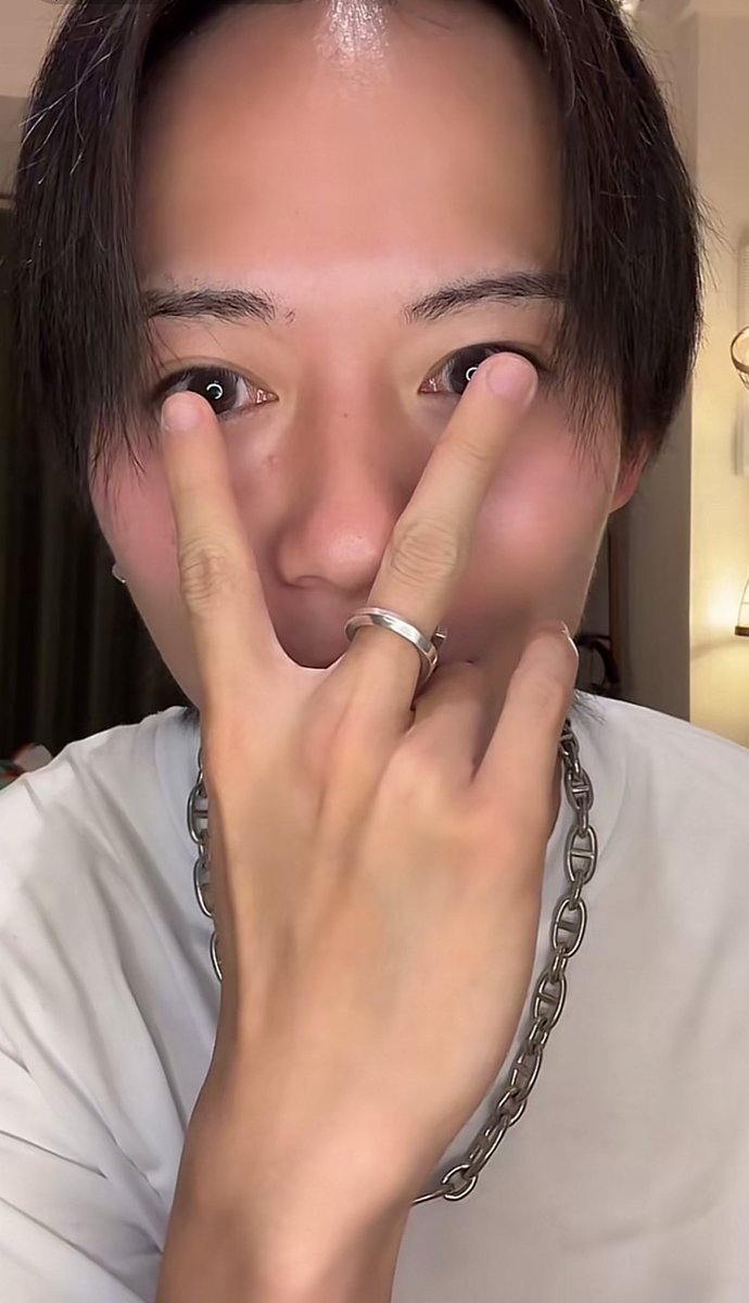 Non6203's tweet photo. そらすなルッカァミィ👀✨(チガウ)
もぉッ♡1秒たりとも逸らさないわよッ♡(早よ仕事行け)
#杉本琢弥 #ThatThatThat https://t.co/d0DtSlK5aE