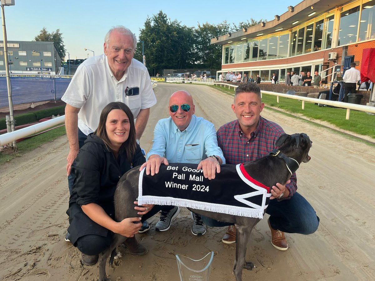 Stuart Forsdike (@stuartforsdike) on Twitter photo Massive night for the <a href="/AeroGreyhounds/">Aero Greyhounds</a> kennel. So happy for <a href="/GeoffAnsley/">geoff ansley</a> <a href="/mwoolgar1/">Mike Woolgar</a> and of course <a href="/RichieTaberner/">Richie Taberner</a> - our first Cat 1 as a kennel. Aero Sacundai Pall Mall winner Must mention <a href="/slater2094/">Amy slater</a> who handled dog brilliantly. #aero #greyhounds #winner Massive night for the <a href="/AeroGreyhounds/">Aero Greyhounds</a> kennel. So happy for <a href="/GeoffAnsley/">geoff ansley</a> <a href="/mwoolgar1/">Mike Woolgar</a> and of course <a href="/RichieTaberner/">Richie Taberner</a> - our first Cat 1 as a kennel. Aero Sacundai Pall Mall winner Must mention <a href="/slater2094/">Amy slater</a> who handled dog brilliantly. #aero #greyhounds #winner
