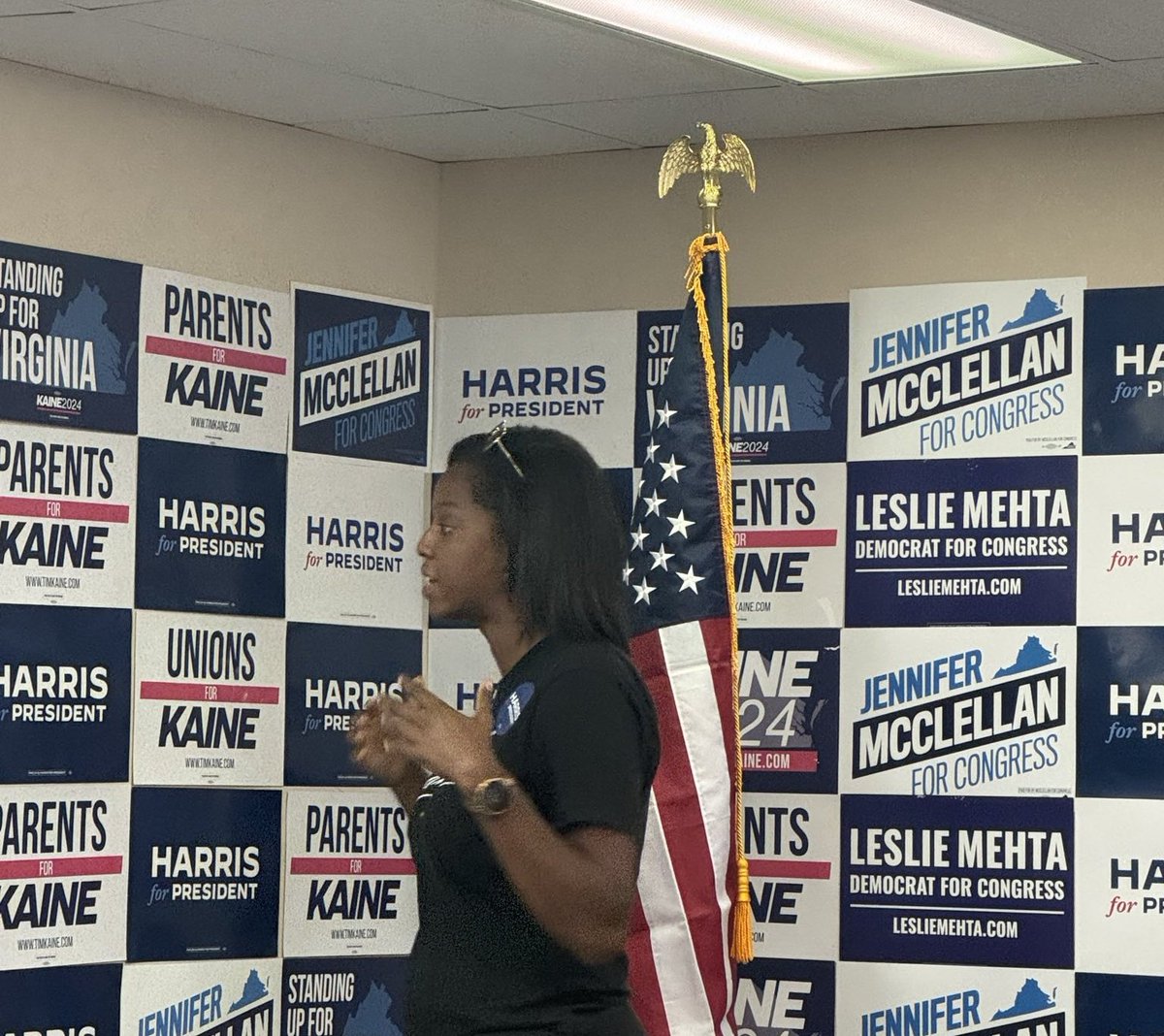 aerodgers's tweet image. First, thousands gathered on Zoom. Then, hundreds crowded into offices.

The energy was electric as I kicked off today's Virginia Women for Harris canvass in Richmond. Whether you were K-Hive or just fell out of 🥥🌴, Democrats are fired up and ready to win!