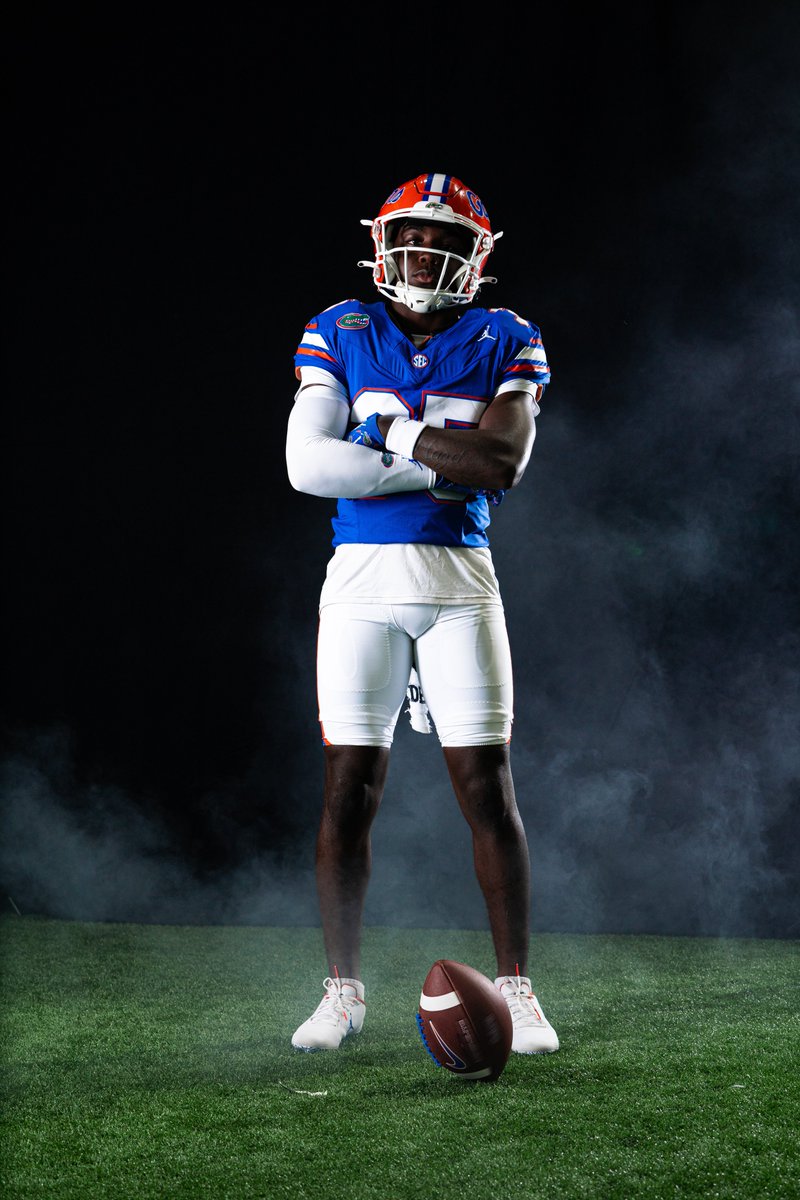 debraun_hampton's tweet image. Shop 35⬇️🐊
@AthletesThread @gjohnson2009
Here is you collection link: athletesthread.com/collections/de…