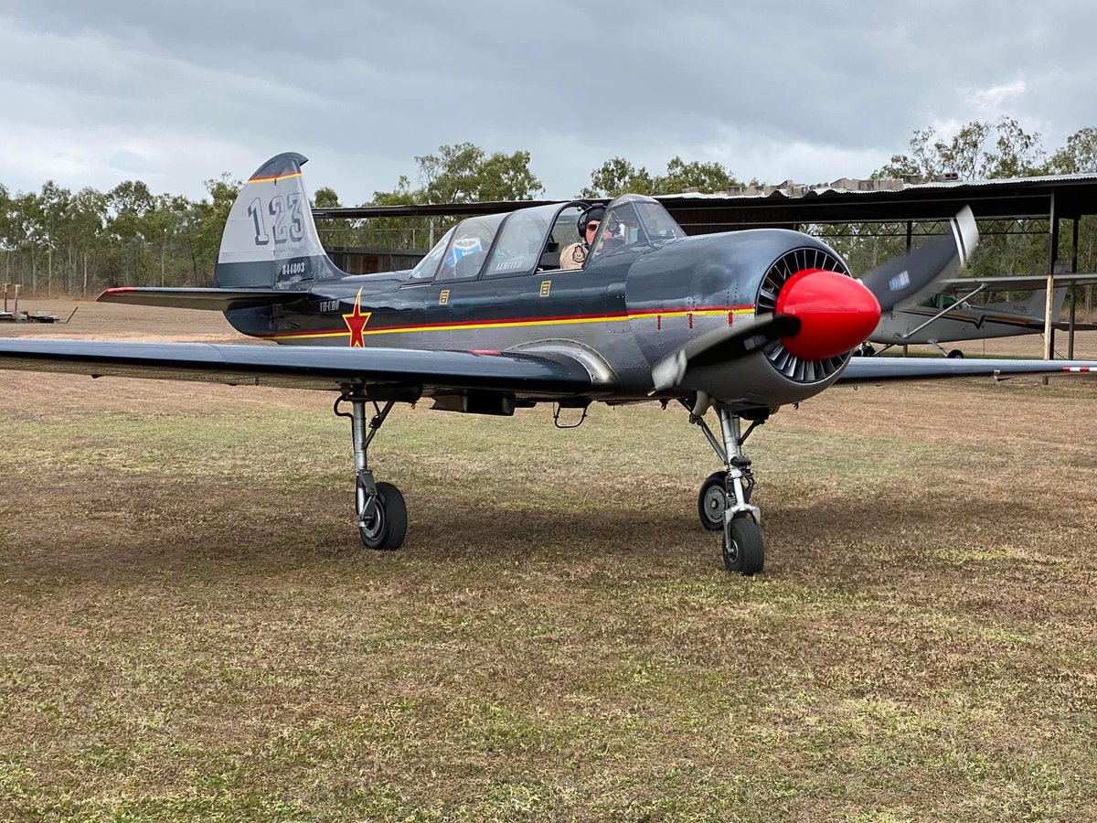 cqplanespotting's tweet image. Regular monthly social fly-in breakfast at #Donnington Airpark today. North Queensland Military Muster displays and Yak-52 Adventure Flights, Townsville Region Aerial War Discussion Group presentation at 0930. Lucky Keizer's 5-litre V-twin "Merlin Bike" motorcycle. Awesome!