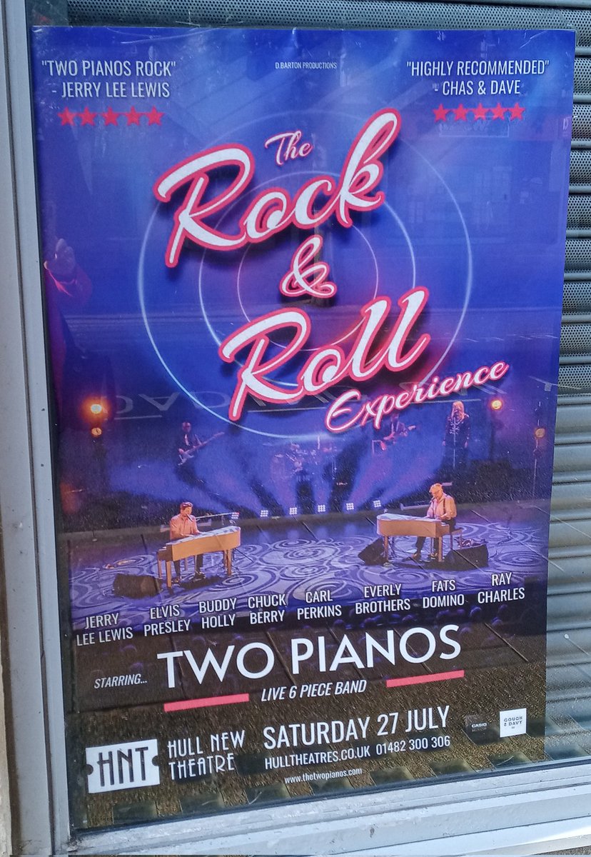 Julie Wilson tweet media