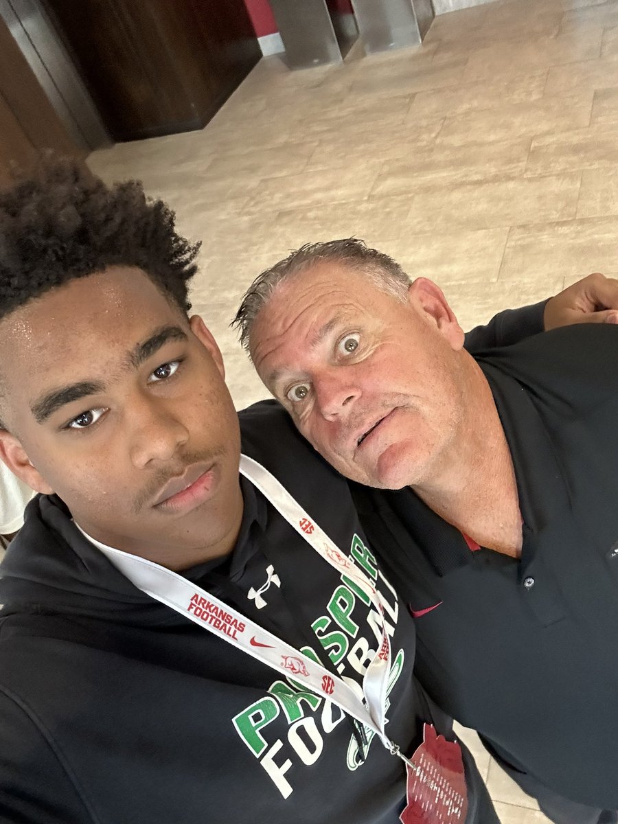 Bryce Gilmore (@bryce_73) on Twitter photo Thank you <a href="/CoachSamPittman/">Coach Sam Pittman</a> and <a href="/CoachMateos/">Eric Mateos 🐗</a> for inviting me out today for a great visit <a href="/RazorbackFB/">Arkansas Razorback Football</a> <a href="/Coach_Hill2/">Malcolm Hill</a> <a href="/CoachSteamroll/">Coach Brian Thompson</a> <a href="/CoachMacsOLine/">Coach Mac's Linemen Academy</a> <a href="/score4you/">Score Athletics</a> <a href="/CoachGreen93/">Kelvin Green</a> <a href="/P_Lewis30/">Patrick Lewis,Jr.</a> Thank you <a href="/CoachSamPittman/">Coach Sam Pittman</a> and <a href="/CoachMateos/">Eric Mateos 🐗</a> for inviting me out today for a great visit <a href="/RazorbackFB/">Arkansas Razorback Football</a> <a href="/Coach_Hill2/">Malcolm Hill</a> <a href="/CoachSteamroll/">Coach Brian Thompson</a> <a href="/CoachMacsOLine/">Coach Mac's Linemen Academy</a> <a href="/score4you/">Score Athletics</a> <a href="/CoachGreen93/">Kelvin Green</a> <a href="/P_Lewis30/">Patrick Lewis,Jr.</a>