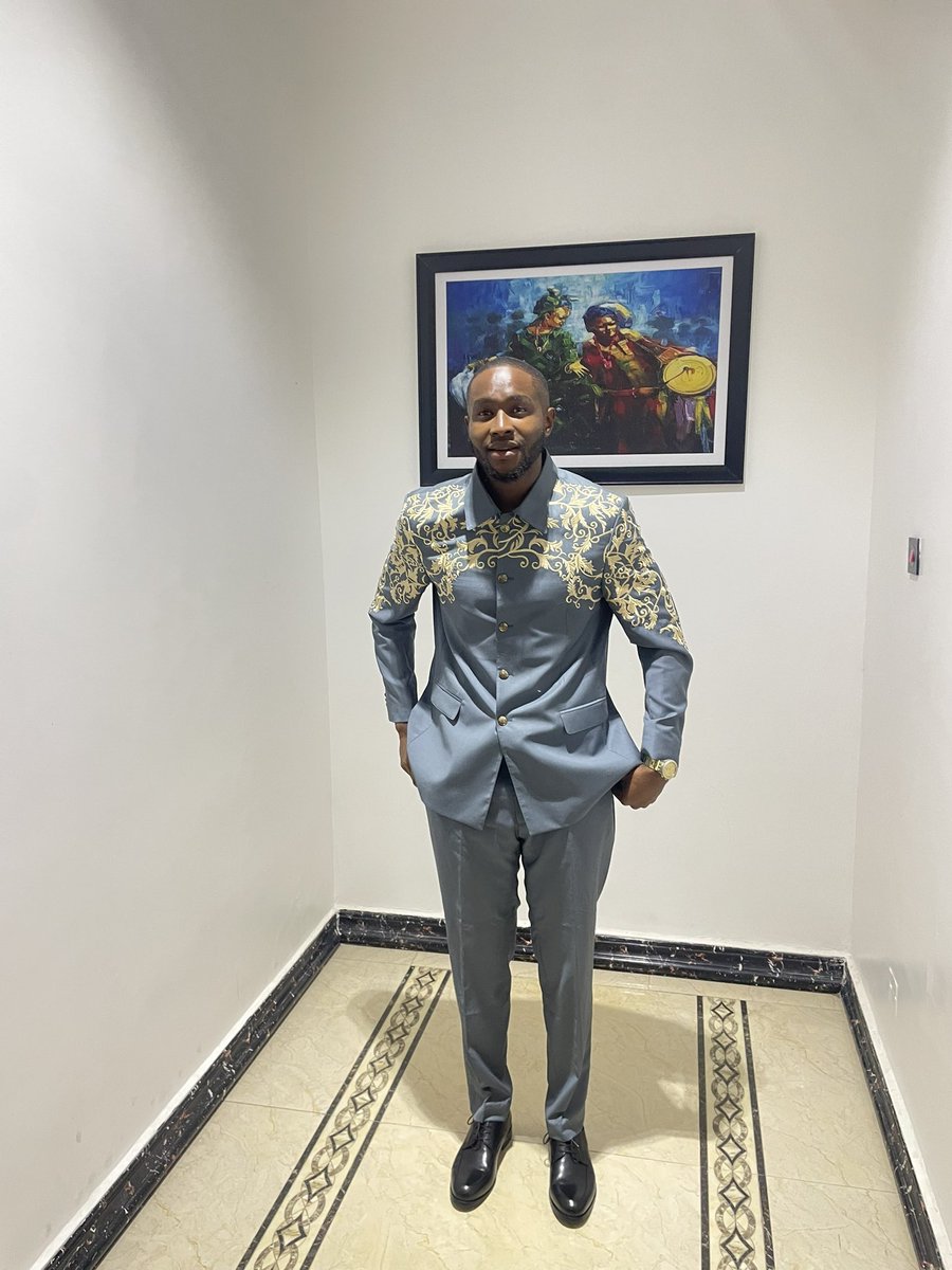 david_ezeani's tweet photo. Final year dinner was it✨. #mbbsfinalist https://t.co/fOUctRGdgC