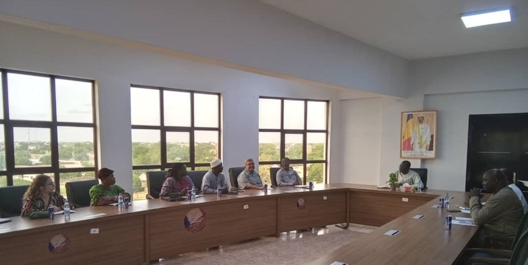 MPIA_Tchad's tweet photo. @MPIA : Le Ministre de la Production et de l'Industrialisation Agricole, M. KEDA BALLAH, a reçu en audience ce mardi 23 juillet, une délégation de l' #ONG @Solidaridad conduite par le Directeur Régional de @Solidaridad #West Africa, M. Isaac Gyamfi. https://t.co/LFOp5ANPou