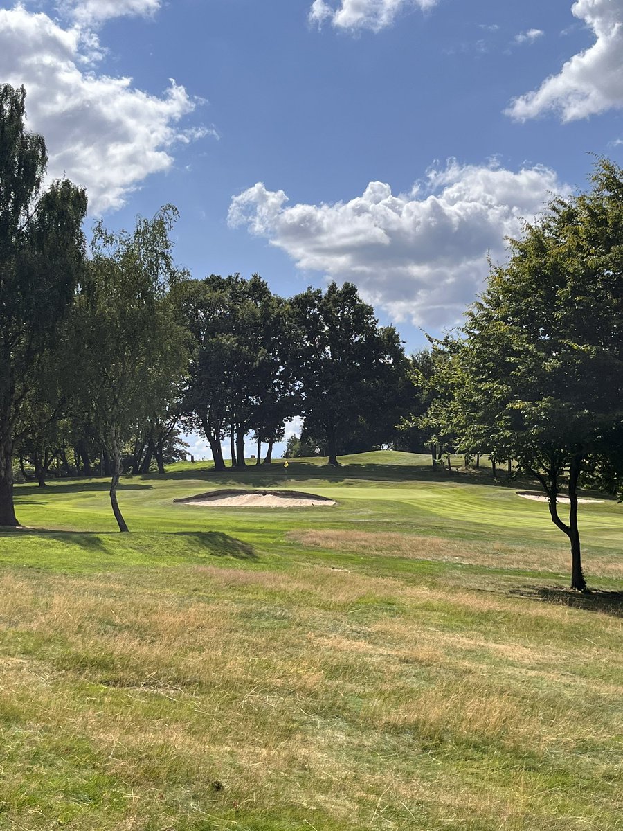 It’s been a weird year and for various reasons the first golf I’ve played in 10 months, and it wasn’t bad! (a nice view across holes to the treacherous 5th green)