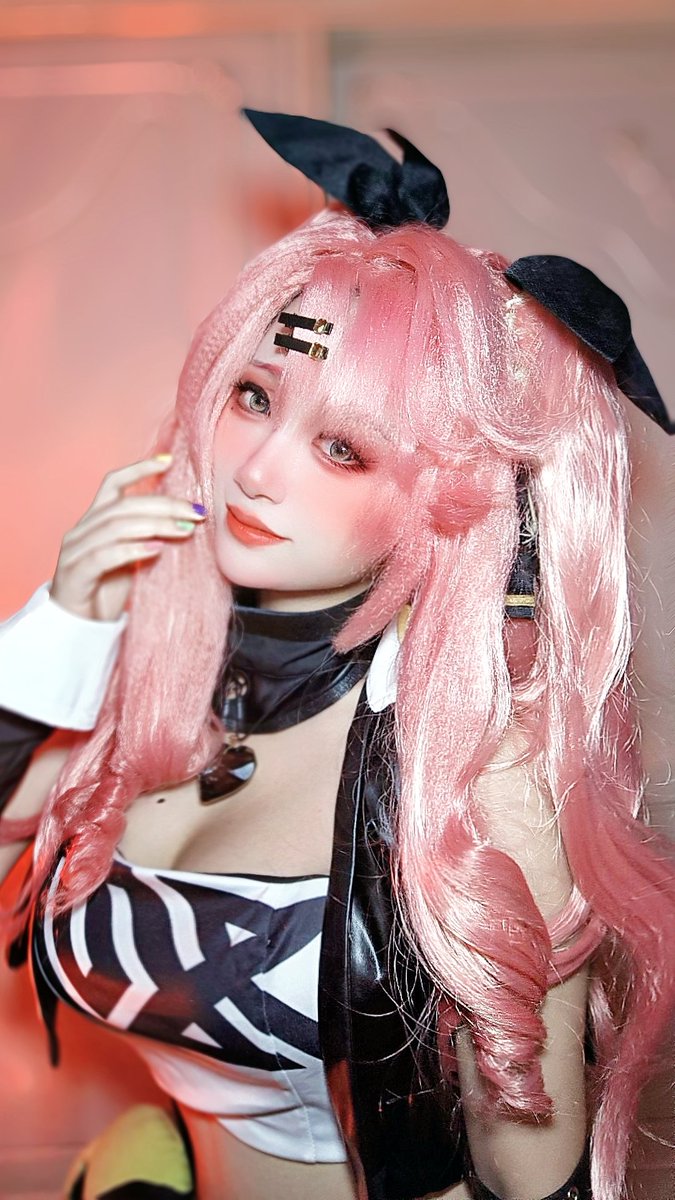 福利姬🦊婳分享的黄推图片3 - 网红私拍内容