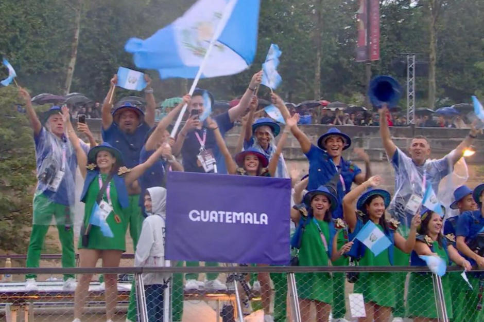 soy_502's tweet image. Diseñador español critica uniforme de Guatemala en los Juegos Olímpicos

¡Escándalo en París 2024! Lo tildó de ser el peor ¿Qué opinas? #Critica #DiseñoDeModa 🌟

bit.ly/3Wopg5f