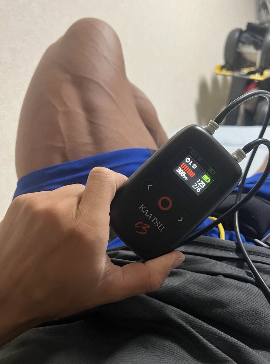 孕ませないって
出来るの？
ゴム着けても孕ませてしまっている
過去しかねぇ
孕んで、1人で育てる覚悟しかない奴しかオラのチンポ欲しがるなよ🤷

※RPで中身凸
見ても想像妊娠すっぞ⁉️