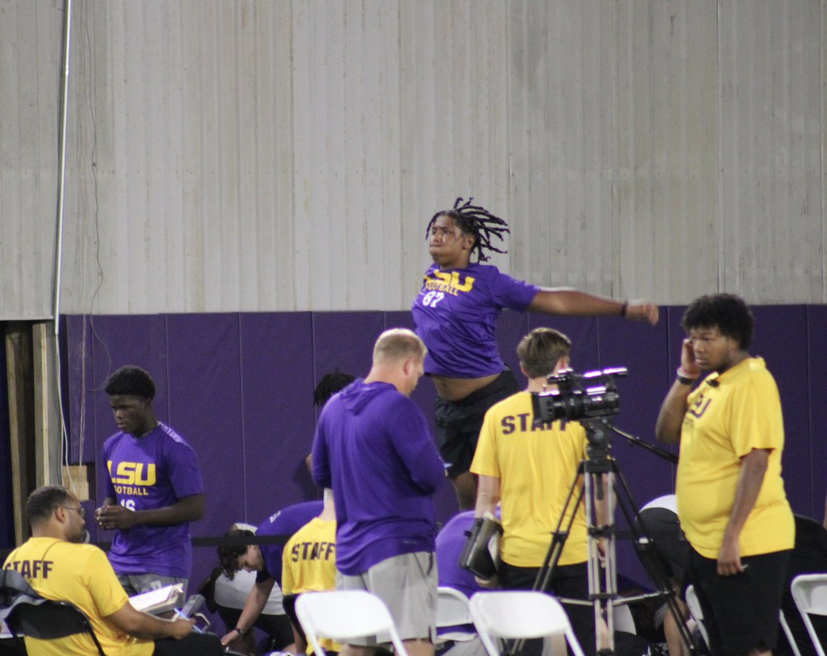 deion_jones2028's tweet image. LSU CAMP🐯💜💛
#LSUBOUND