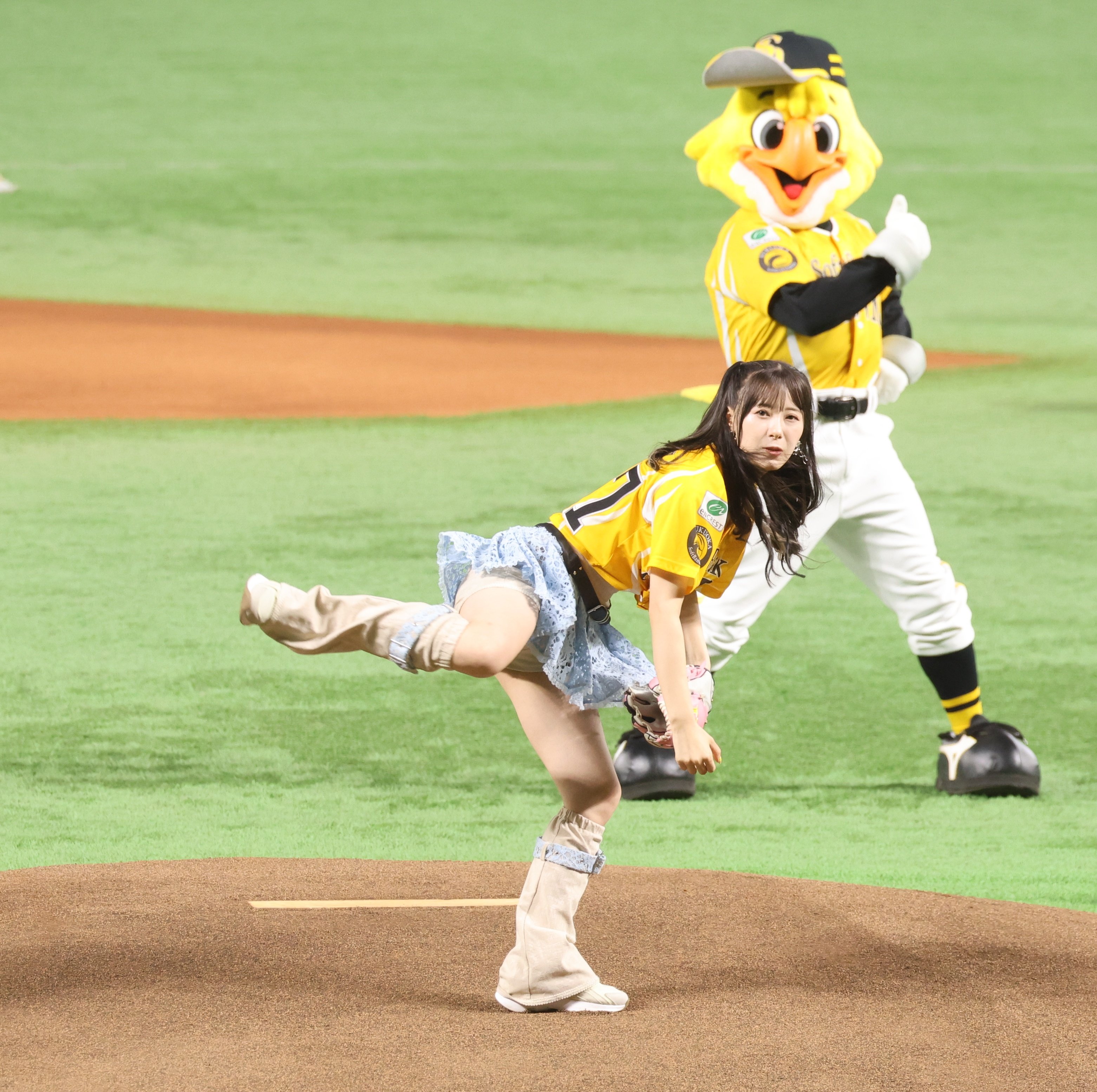 モバガチャ 生田衣梨奈スペシャルver. BIGアクリルスタンド Amazon.co.jp: 生田衣梨奈 モバガチャ BIGアクリルスタンドSR