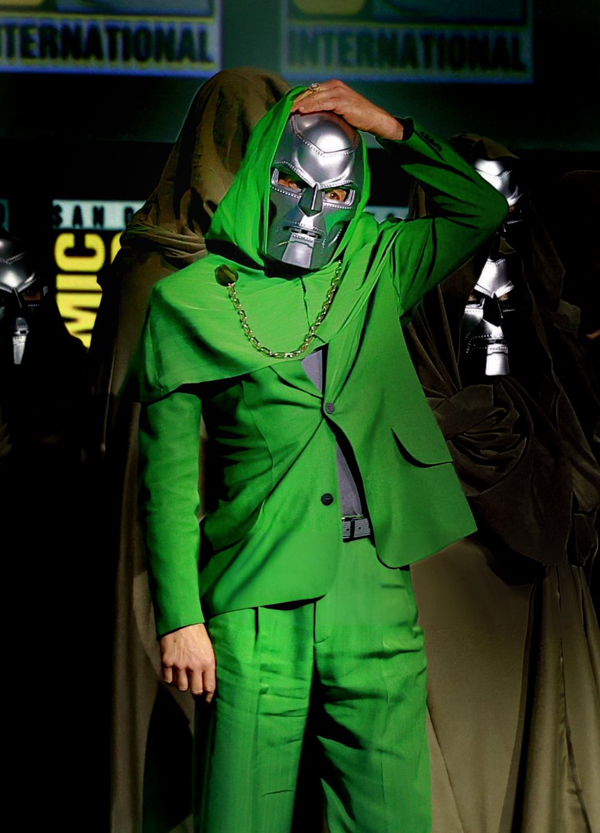 RDJisacupcake's tweet photo. This is hot tho, not gonna lie about it https://t.co/OdeKF7LH13