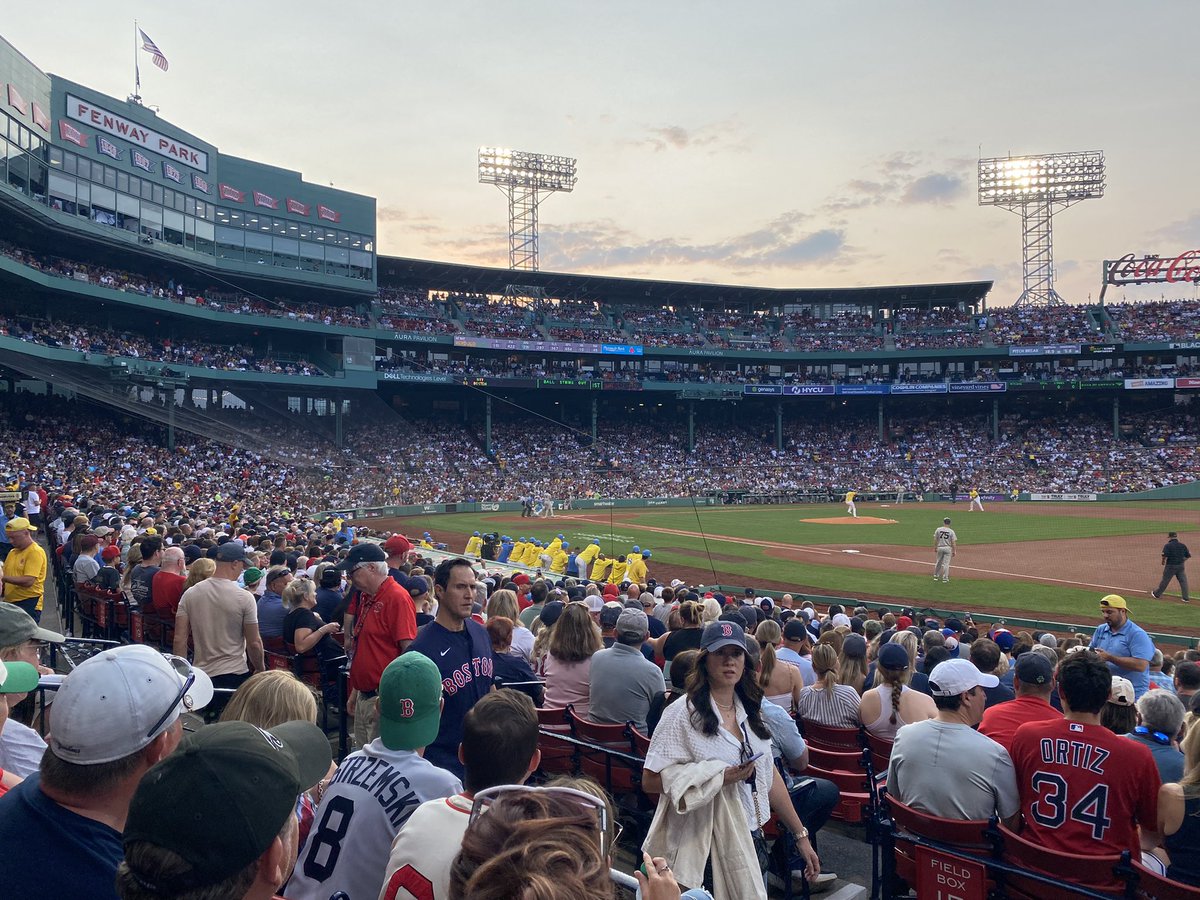 Sanders Sullivan tweet media