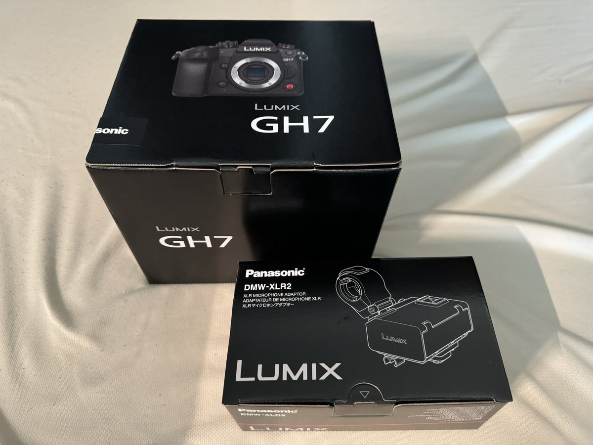 tatchee_LUMIX's tweet image. 【速報】#LUMIX #GH7 #LUMIXGH7 ようやく我が家にも ｷﾀ━━━━━━(ﾟ∀ﾟ)━━━━━━ !!!!!