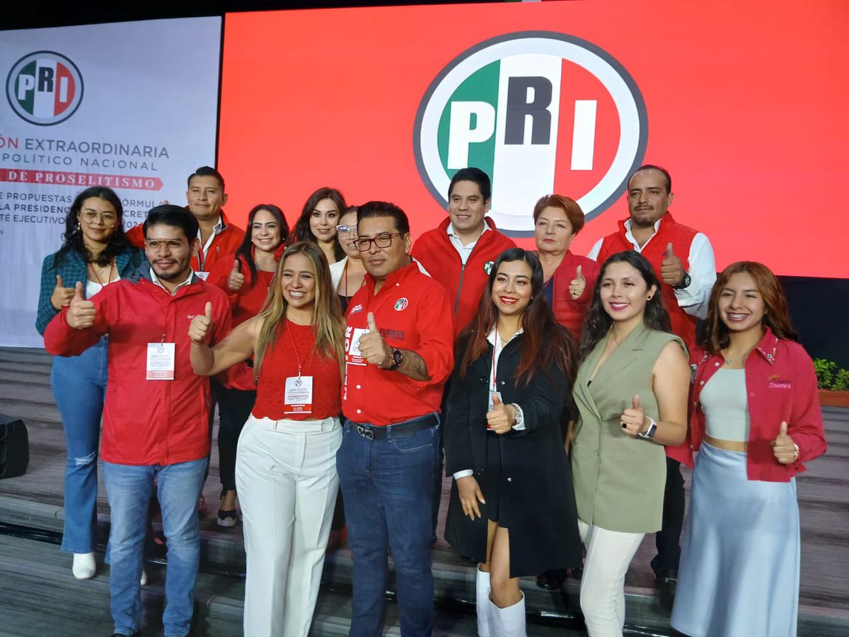 En la LXXI Sesión Extraordinaria del Consejo Político Nacional del PRI, se presentaron las propuestas de las fórmulas de aspirantes a la Presidencia y Secretaría General del CEN del PRI para el periodo Estatutario 2024-2028. 
Juntos, seguiremos trabajando por el bien de México.💯