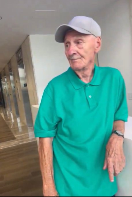 Watch One Less Lonely N*gga, MBA 👸🏽's leaked NSFW photo on TwXstars