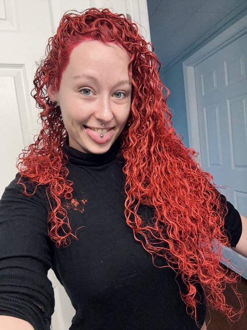 What do we think?? 👀 temporary color debating permanent red, thoughts? 🫣 https://t.co/1AHcjANsQ0