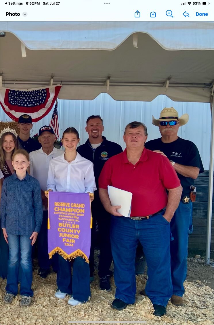County Comissioner Don dixon and state rep thomas  hall  and sheriff jones and champions. 💪