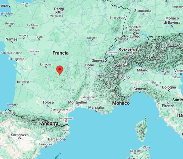 Emergenza24's tweet photo. [28.07-02:20] Saint-Pierre #Cantal #Alvernia-#Rodano-#Alpi #Francia #France 
crollo di un terrazzo durante una festa di matrimonio 

+1 morto +35 #feriti di cui 4 gravemente

Intervenuti 4 elicotteri #elisoccorso 20 veicoli e tra 57 pompieri e sanitari https://t.co/37ta8SCY8t