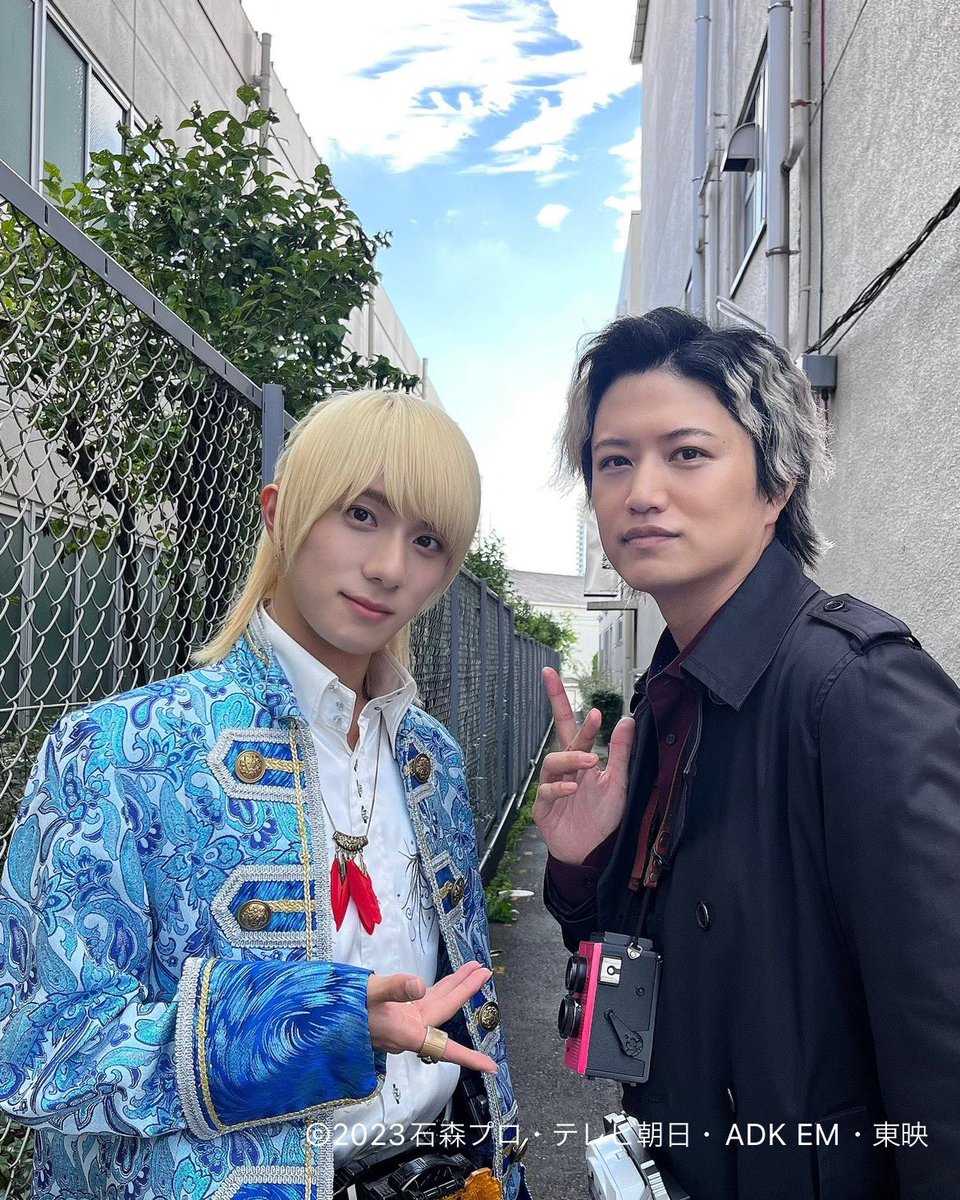 また門矢士が通りすがってくれました。 やはり偉大な背中でした。 憧れ