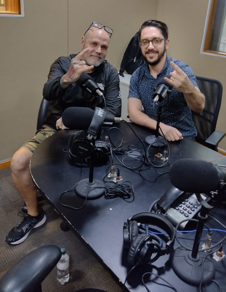 Logo menos, à meia-noite, estarei no Programa Playlist com meu amigo @_paulorocha na Rádio Gaúcha. Todo mundo ligado!

<a href="/gzhdigital/">GZH</a> 
@grupo_rbs 
#radiogaucha